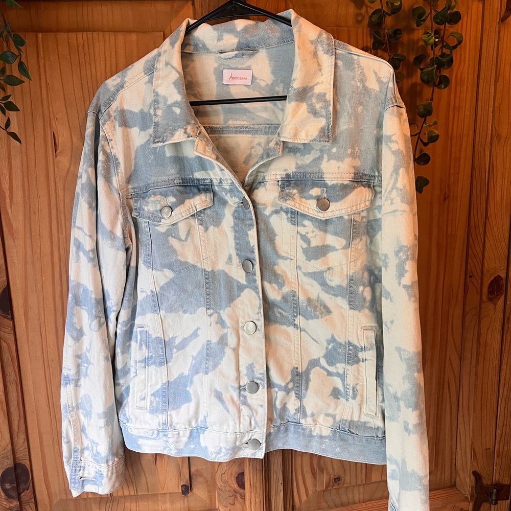Light Blue and Cream Bleach Style Denim Jean Jacket Trucker Style